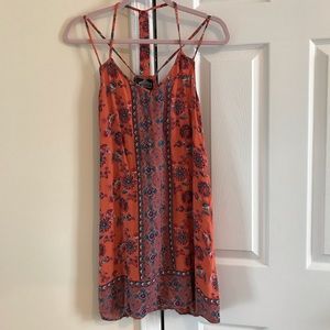 Super cute sundress!